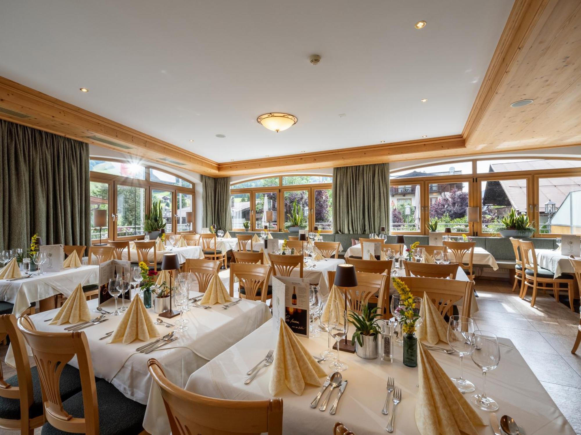 Alpen Glueck Hotel Kirchberger Hof Kirchberg in Tirol Exterior photo