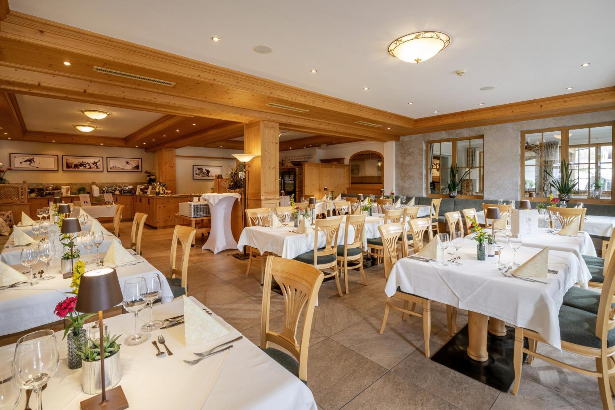 Alpen Glueck Hotel Kirchberger Hof Kirchberg in Tirol Exterior photo