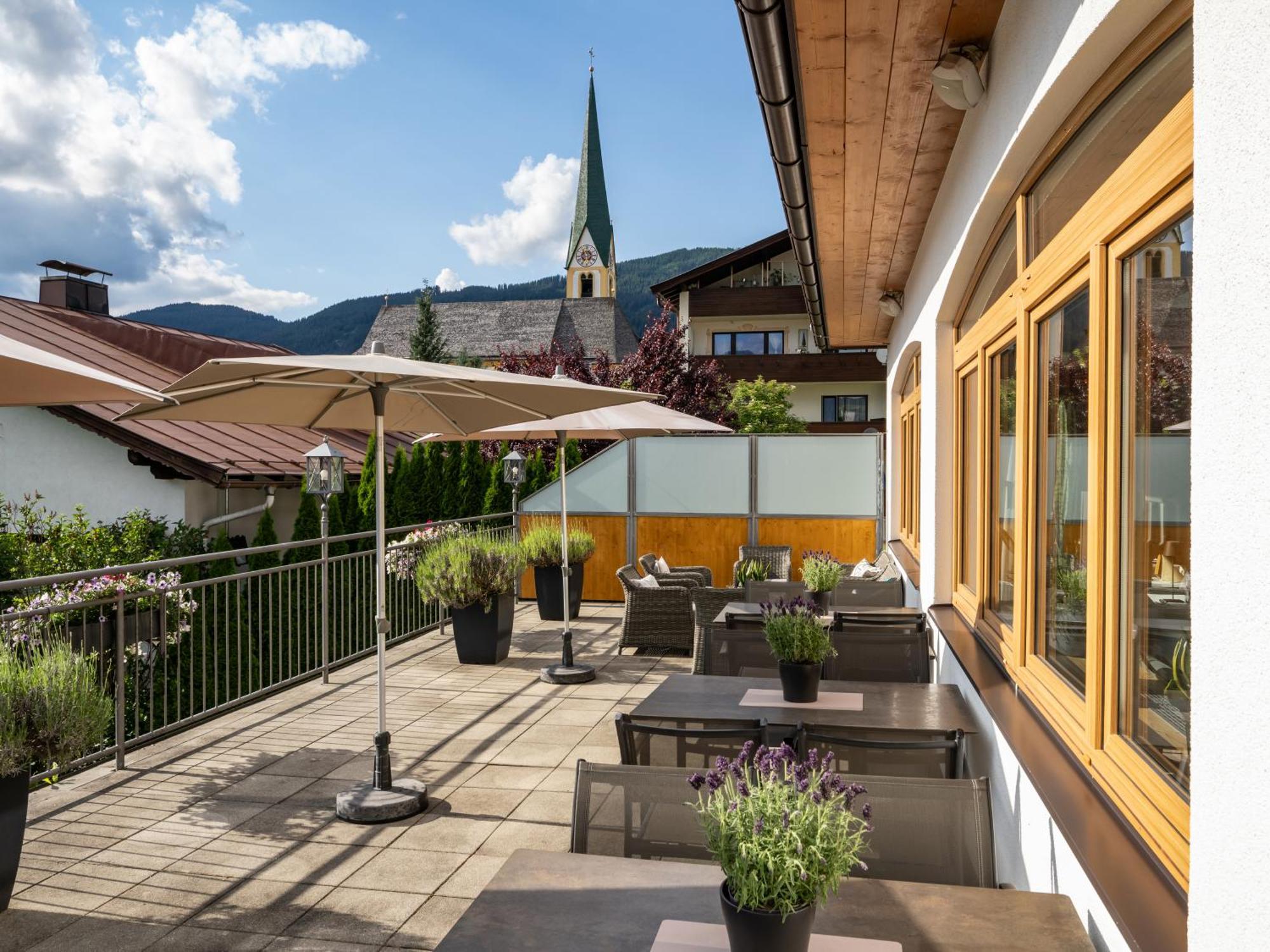 Alpen Glueck Hotel Kirchberger Hof Kirchberg in Tirol Exterior photo